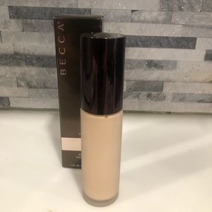 BECCA Cosmetics Backlight Priming Filter